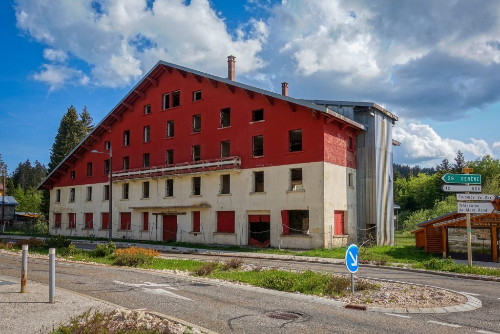 Hôtel abandonné, Col de la Faucille