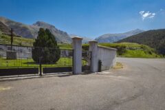 La Chalp cemetery water